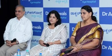 L-R Dr. Ram S Mirlay, Regional Head - Clinical Services, Dr. Agarwals Hospital, Bengaluru, Dr. Archana S, Regional Head - Clinical Services, Dr Agarwals Eye Hospital and Dr. P Sunitha, Consultant – Ophthalmologist at Dr Agarwals Eye Hospital