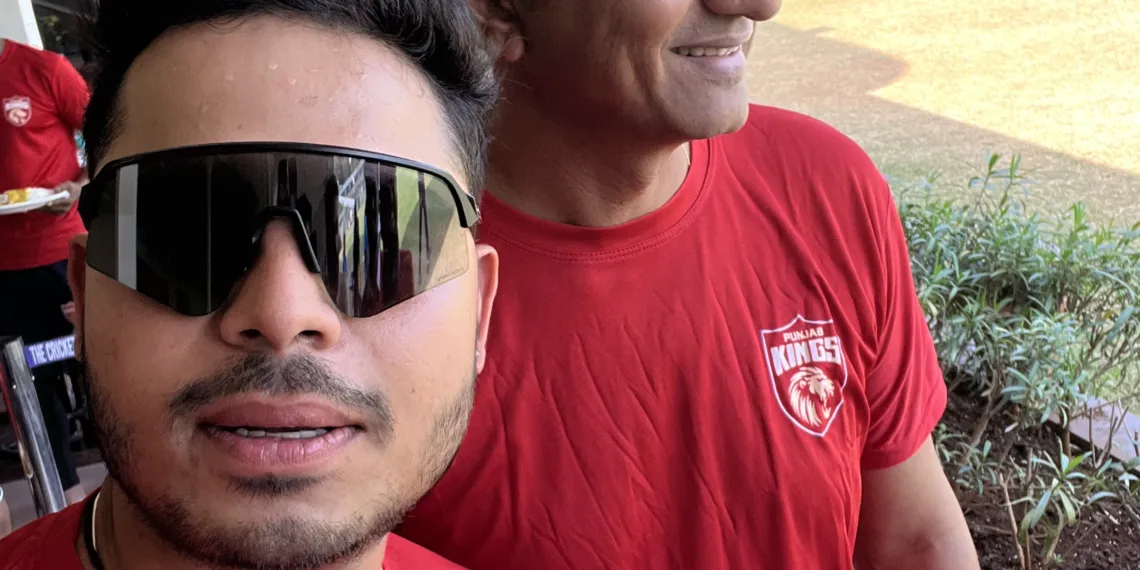 Ashutosh Sharma with Sanjay Bangar