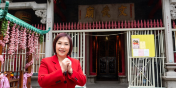 Master Mak at Man Mo Temple
CREDIT:HKTD