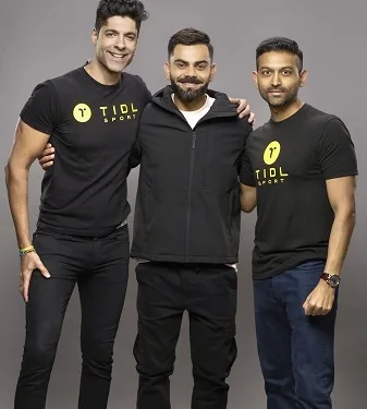 (L -R) Prashant Raj, Virat Kohli, Siddhesh Sharma