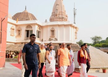 The Vice-President of India, Shri C. P. Radhakrishnan visited Vedavyasa Gurukulam in New Delhi and met Sri Sri Vishwaprasanna Tirtha Swamiji of Sri Pejavara Adhokshaja Matha, Udupi on September 23, 2026.