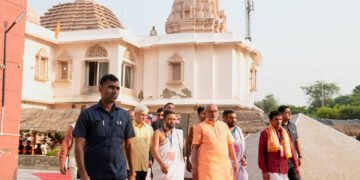 The Vice-President of India, Shri C. P. Radhakrishnan visited Vedavyasa Gurukulam in New Delhi and met Sri Sri Vishwaprasanna Tirtha Swamiji of Sri Pejavara Adhokshaja Matha, Udupi on September 23, 2026.